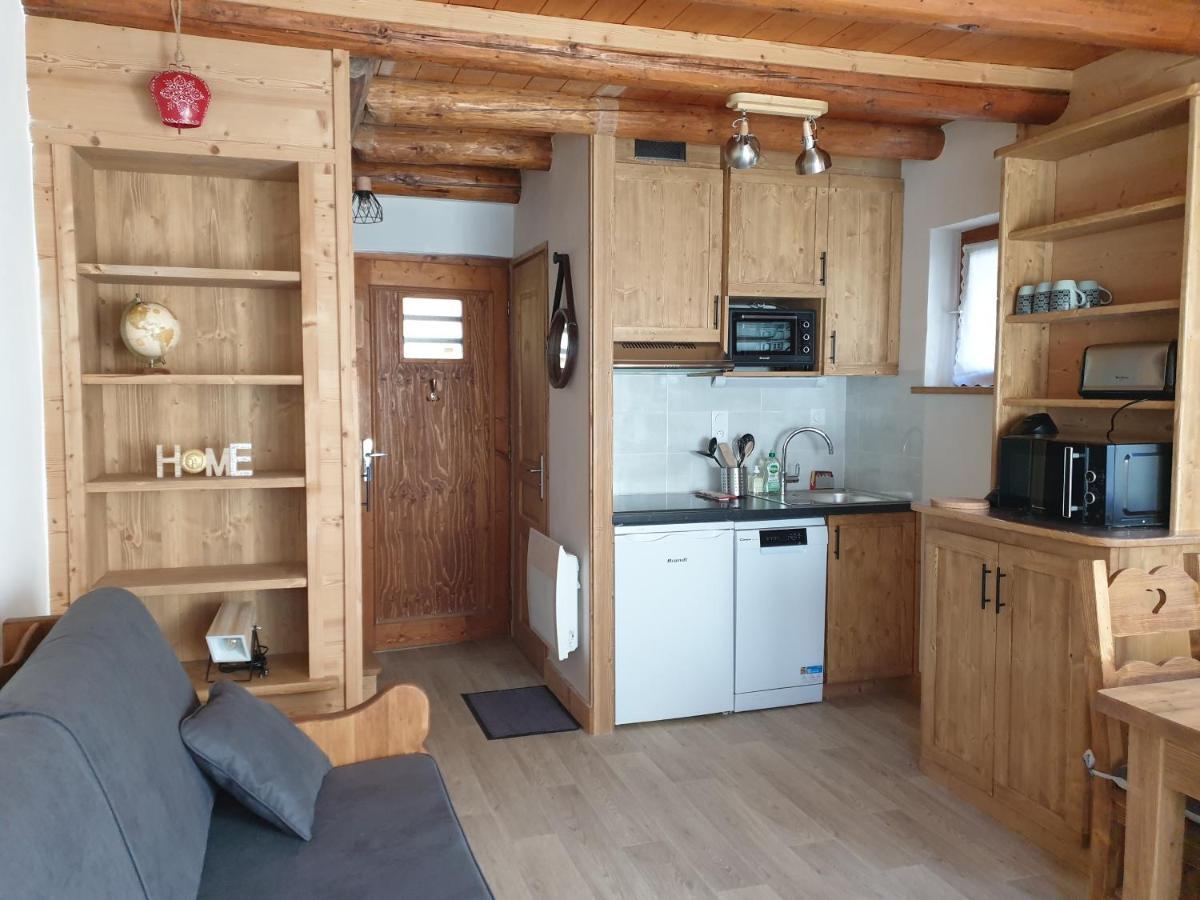 Chalet Les Avernes - Champagny En Vanoise, Domaine La Plagne Paradiski Exterior photo