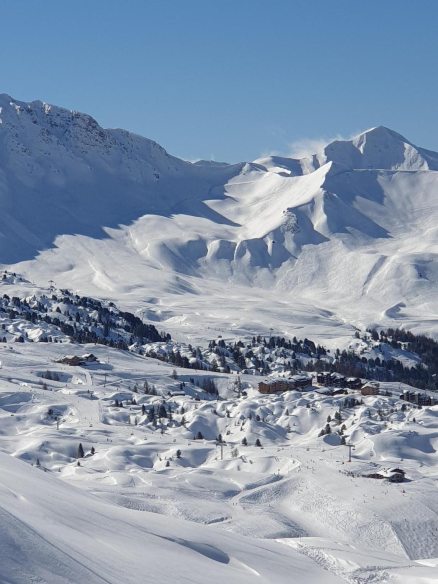 Chalet Les Avernes - Champagny En Vanoise, Domaine La Plagne Paradiski Exterior photo
