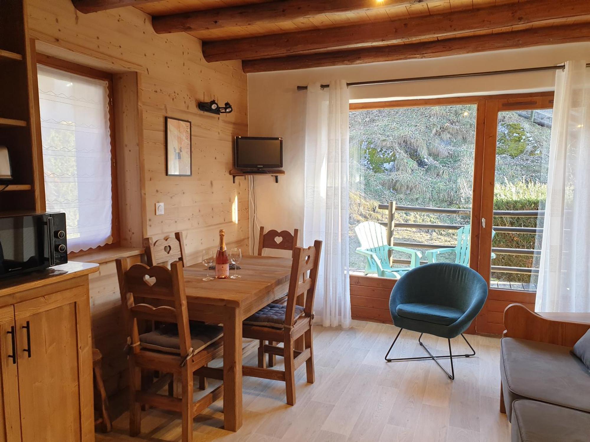 Chalet Les Avernes - Champagny En Vanoise, Domaine La Plagne Paradiski Exterior photo